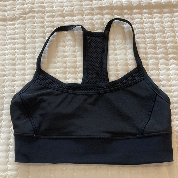 Black Lulu Lemon Sports Bra, size 8 - Picture 1 of 3